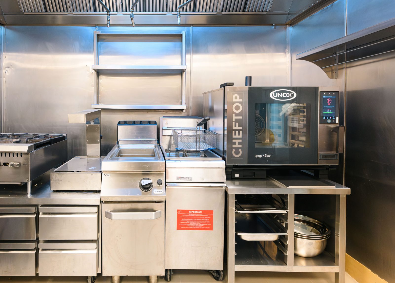 Unox ChefTop combi oven installed by Cleresdyne in Dubai, mounted on a stand beneath an extraction canopy